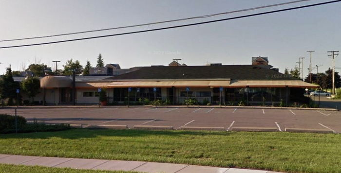 Howard Johnsons Restaurant - Madison Heights - 1111 W 14 Mile Rd 2 (newer photo)